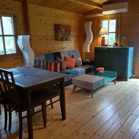 Holiday home Chalet En Bois Valensole